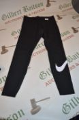 *Nike Gym Leggings Size: M