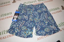 *Kirkland Signature Men’s Swim Shorts Size: M