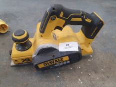 * Dewalt planer DCP580