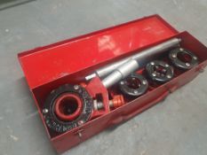 * hand opperated pipe threader - BSP