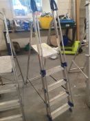 * 4 tred step ladder