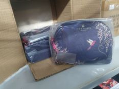 * 3 x Sara Miller Medium make-up bags (RRP£26 each)