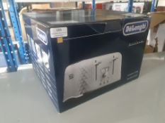 * DeLonghi 4 slice toaster