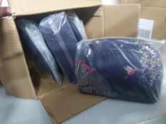 * 4 x Sara Miller Medium make-up bags (RRP£26 each)
