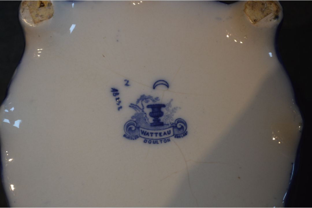 Large Royal Doulton Blue & White Watteau Planter - Image 3 of 3