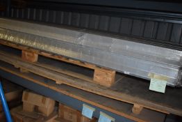 *Pallet of ~24 Aluminium Three-Way Cross Members 2.6m long