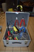 *Quantity of Hand Tools in Aluminium Flight Case