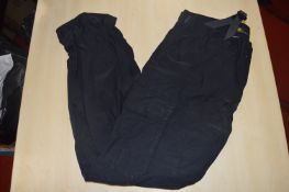 *Men’s Stretch Pants Size: Lx31 leg
