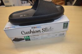 *Unisex Sliders Size: W 11-12, M 9-10