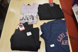 *4x Women’s Tops Size: M