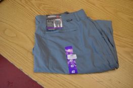 *Men’s Trousers Size: 40