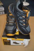 *Dewalt Work Shoes Size: 8
