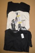 *2x Women’s T-Shirts Size: S