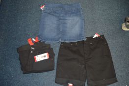*3x Women’s Jean Shorts Size: M