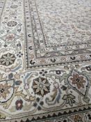 * Mahi - 100% new wool, made in India - 3.58m x 2.55m