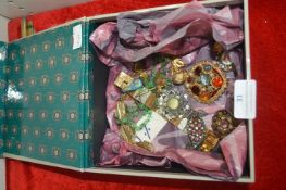 Vintage Costume Jewellery Brooches, Necklaces, plu