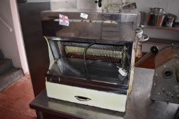 *Delta BT40 Countertop Bread Slicer