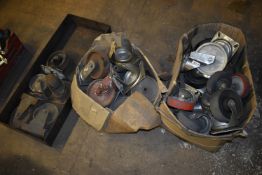 *Assorted Cast Iron PU and Nylon Castors