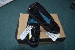 Term Girl's Black School Shoes Size: 4