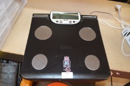 *Digital Bathroom Scales