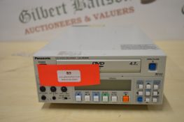 * Panasonic LQ-MD800 DVD video recorder