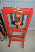 Halford Hydraulic Shot Press