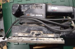 Black & Decker BD180E Sander