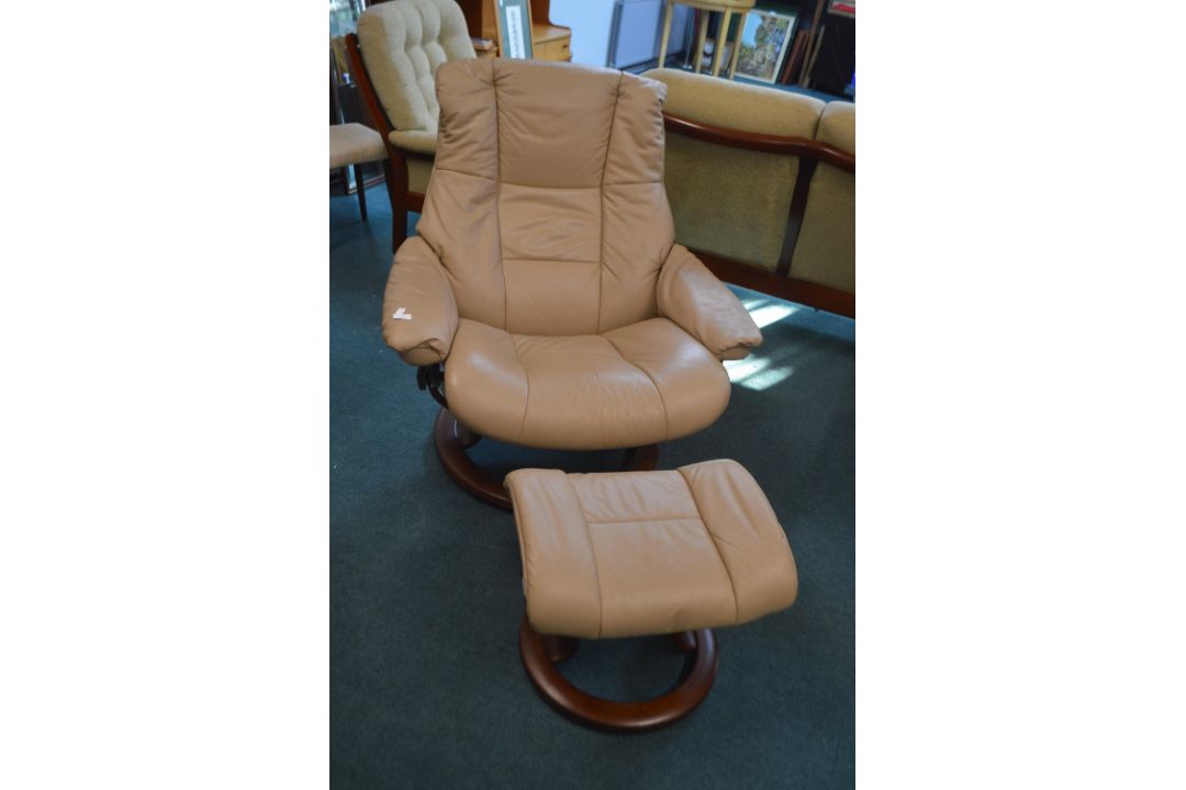 Stressless Leather Reclining Swivel Armchair and Matching Footstool - Image 1 of 2