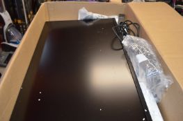 *Samsung S32AM 700UR Monitor