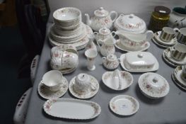 Wedgwood Posy Tableware 40+pcs