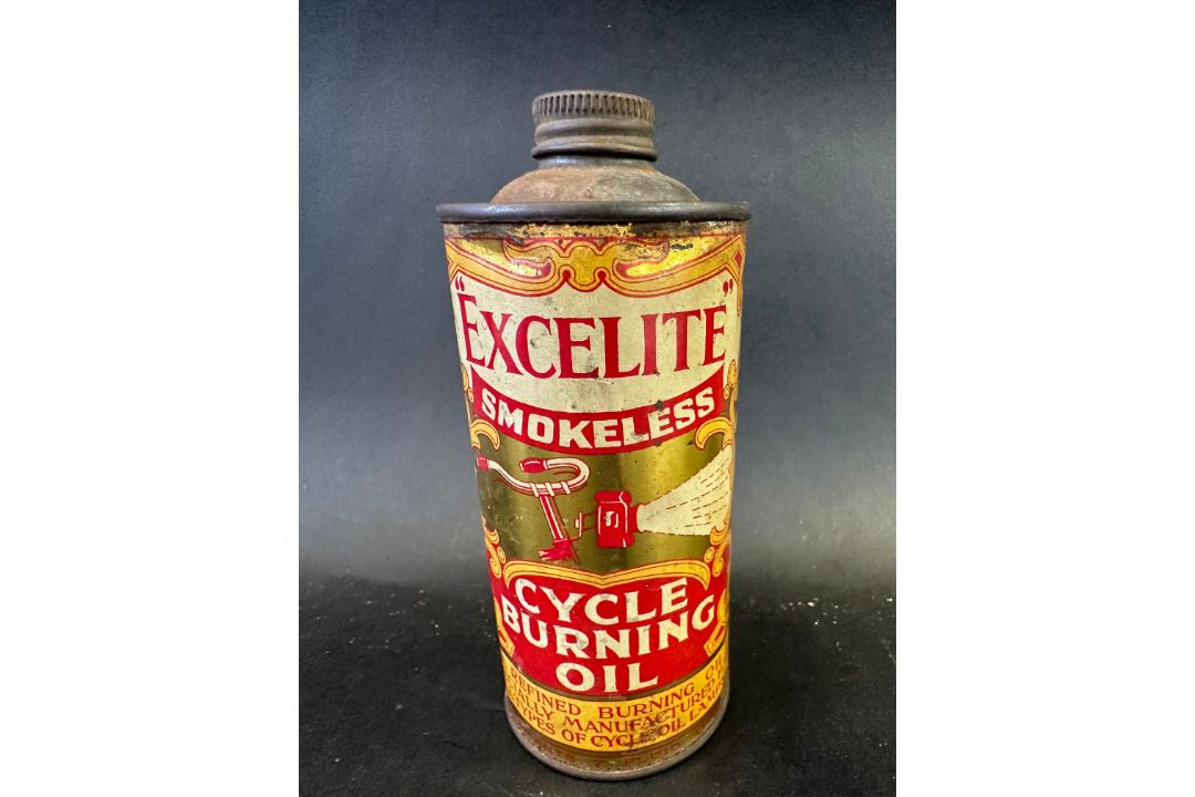 An Excelite Smokeless Cycle Burning Oil small cylindrical tin. - Image 1 of 4