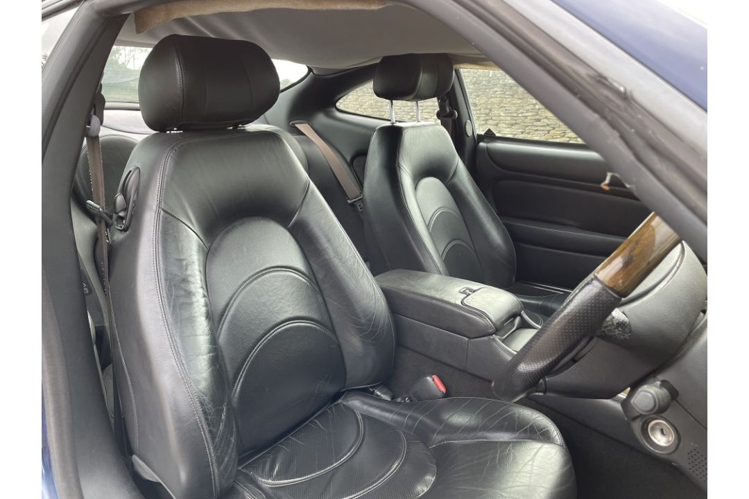 2002 Jaguar XK8 Coupe Reg. no. LG02 HDF Chassis no. SAJAC41M12NA29165 - Image 11 of 11