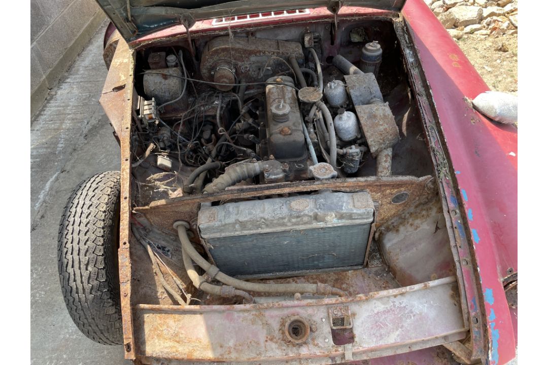 1966 MGB GT Coupe Reg. no. LLB611D Chassis no. GHD3/74435 Engine no. 18GBRUN29839 - Image 11 of 12