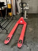 Warrior 2000 KG Long Arm Pallet Truck
