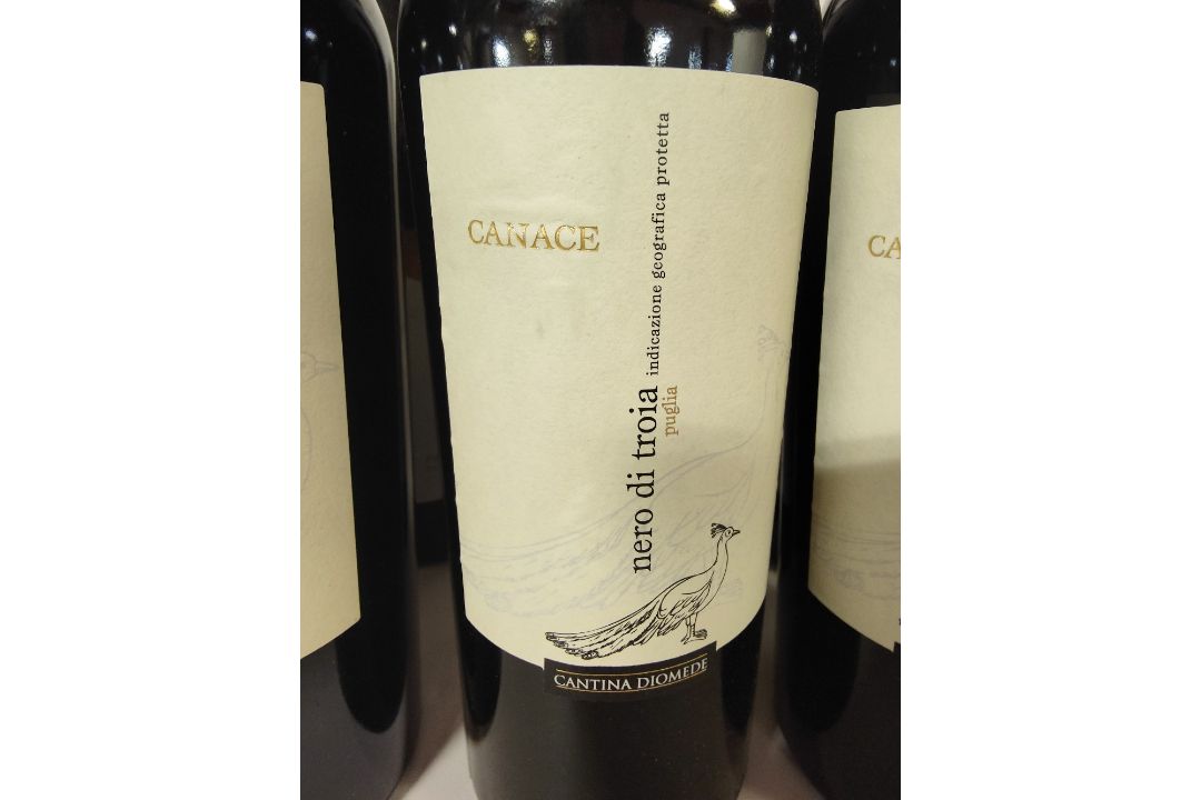 (12) Bottles of wine to include: - Image 4 of 4