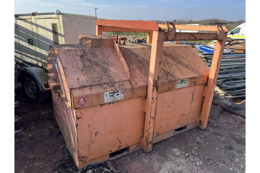 EA Steel Bunded Fuel Cell - Image 4 of 5
