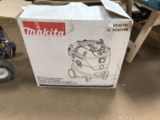 Makita VC4210M wet and dry vacuum cleaner