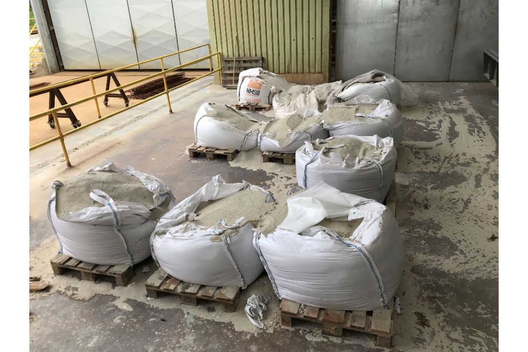 Approximately 9 Pallets Of Industrial Sand - Image 2 of 9