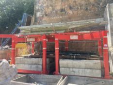 (4) Combisafe loading system bases Art 8400 1,500kg lifting frames with contents included