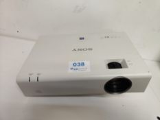 Sony VPL-EX226 projector