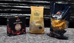 32 x Assorted Consumable Food Products Including YAU'S Chow Mein Noodles and Prawn Crackers, Countr