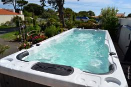 1 x PASSION SPAS 'Aquatic 2' Luxury ?-Metre 54-Jet Swim Spa - Brand New With Warranty - RRP £23,