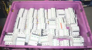 1 x Tub of Circuit Breakers - Ref: C682 - CL816 - Location: Birmingham, B45Collection