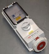 1 x Cee Norm Combination Unit Switch - Type 880612 - 415 Volts - 125 Amps