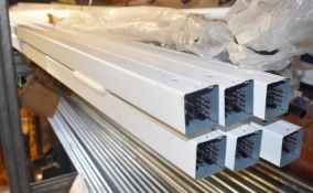 6 x Schneider Electric Straight length, Canalis KBB, 25 A, 2 circuits 3L+N+PE and L+N+PE, 5 tap-off