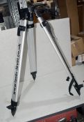 1 x Laser Level Folding Tri-Pod Stand - Ref: DS7568 ALT - CL816 - Location: Birmingham, B45*More
