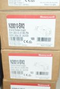 4 x Honeywell N20010-SW2 SmartAct Damper Actuators - Unused Boxed Stock - Ref: SRB233 - CL816 - Loca