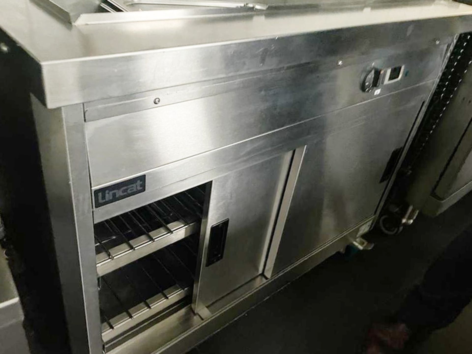 1 x Lincat Panther 670 Series Hot Cupboard with Bain Marie - Model P6B3 - RRP £2,300 - Image 9 of 10