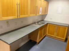 1 x Fitted Kitchen Featuring an L Shaped Corner Design, Shaker Style Doors, Worktops, Twin Bowl