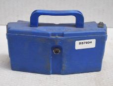 1 x SANO LIFTKAR SAL 24 VDO Battery Unit - Ref: DS7604 ALT WH2 - CL816 - Location: Altrincham